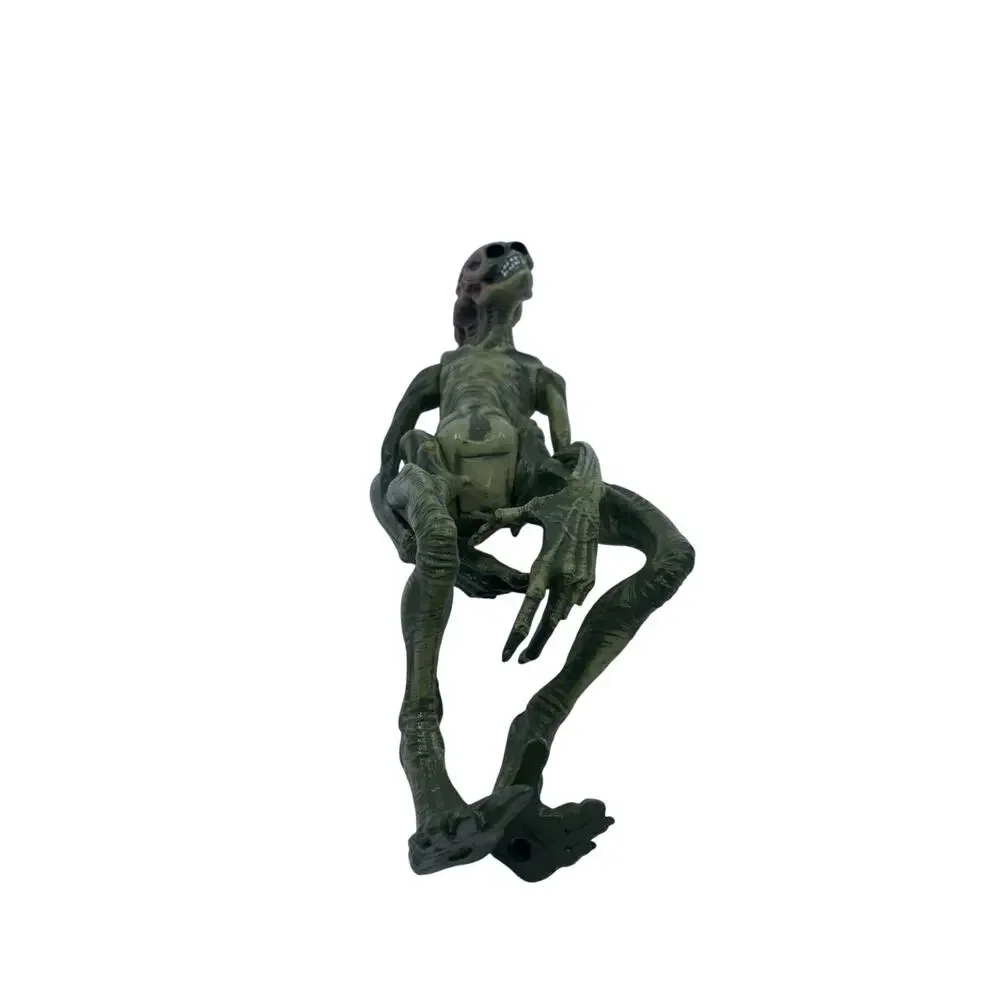 Alien Resurrection Newborn Hybrid Hasbro Signature Series 1997 7 Inch Figure